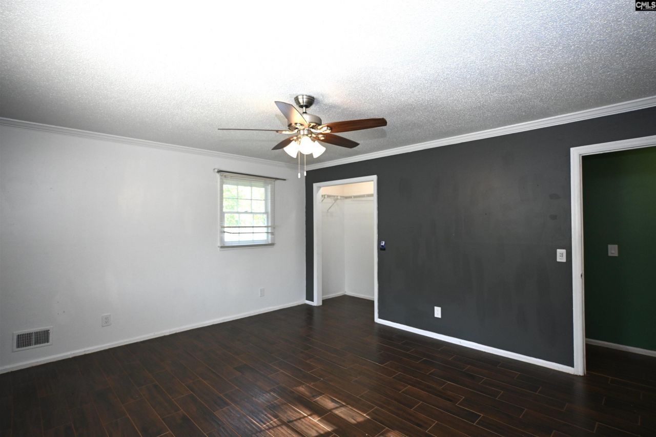 525 Smiths Market Road Photo 37