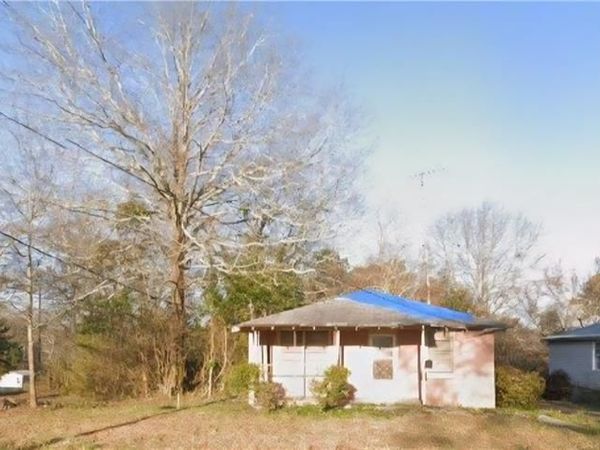 83 Ridgeway Drive, Commerce, GA 30529