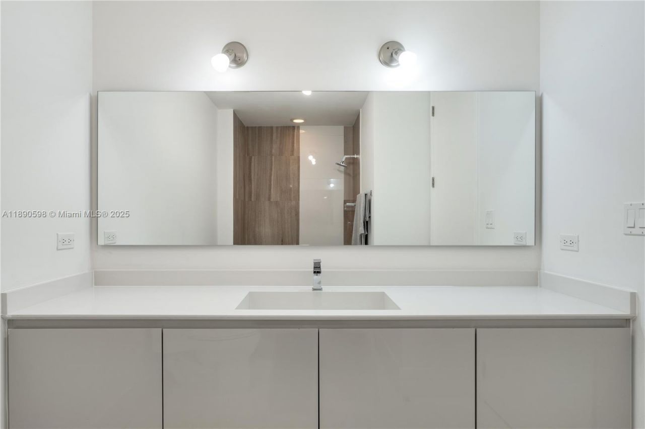 3301 NE 1st Ave, Unit PH7, Miami, FL 33137 Photo