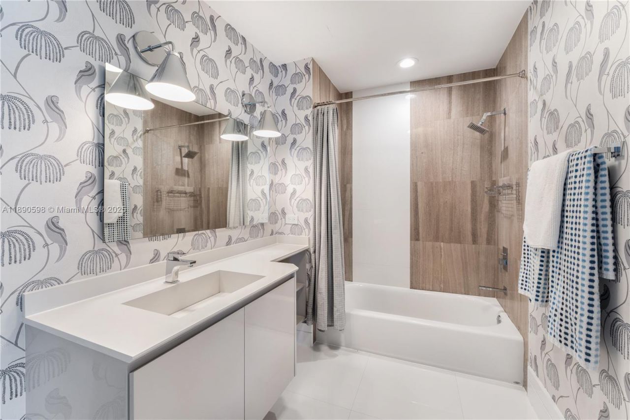 3301 NE 1st Ave, Unit PH7, Miami, FL 33137 Photo