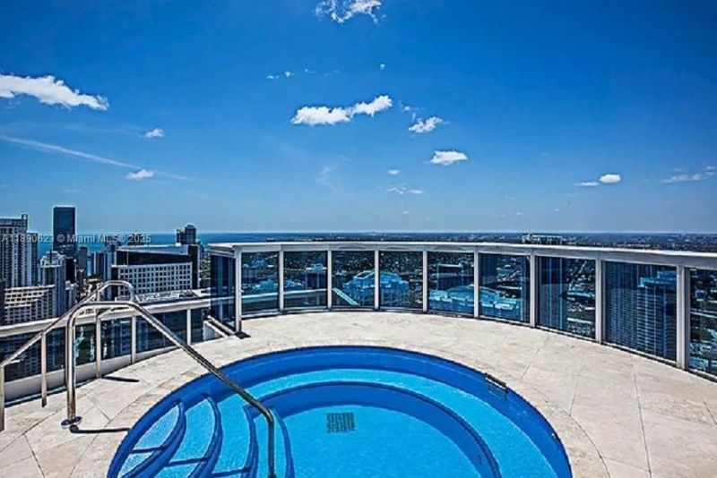 200 Biscayne Boulevard Way, Unit 3608, Miami, FL 33131 Photo