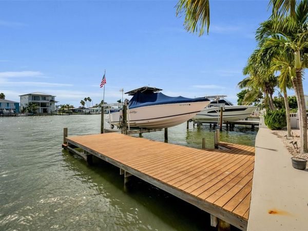 16108 6TH STREET E, REDINGTON BEACH, FL 33708