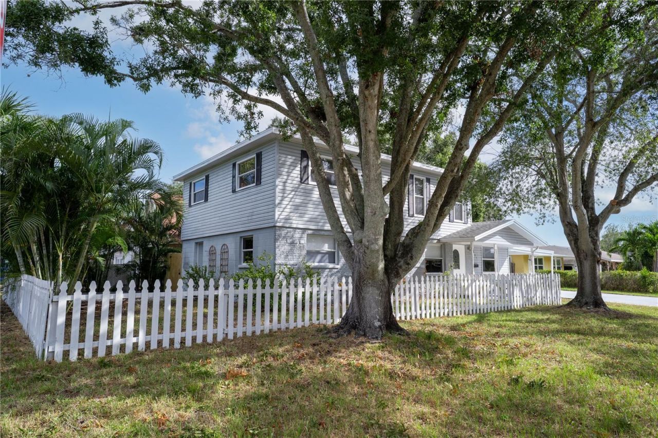 7991 24th Avenue N, Saint Petersburg, FL 33710 Photo