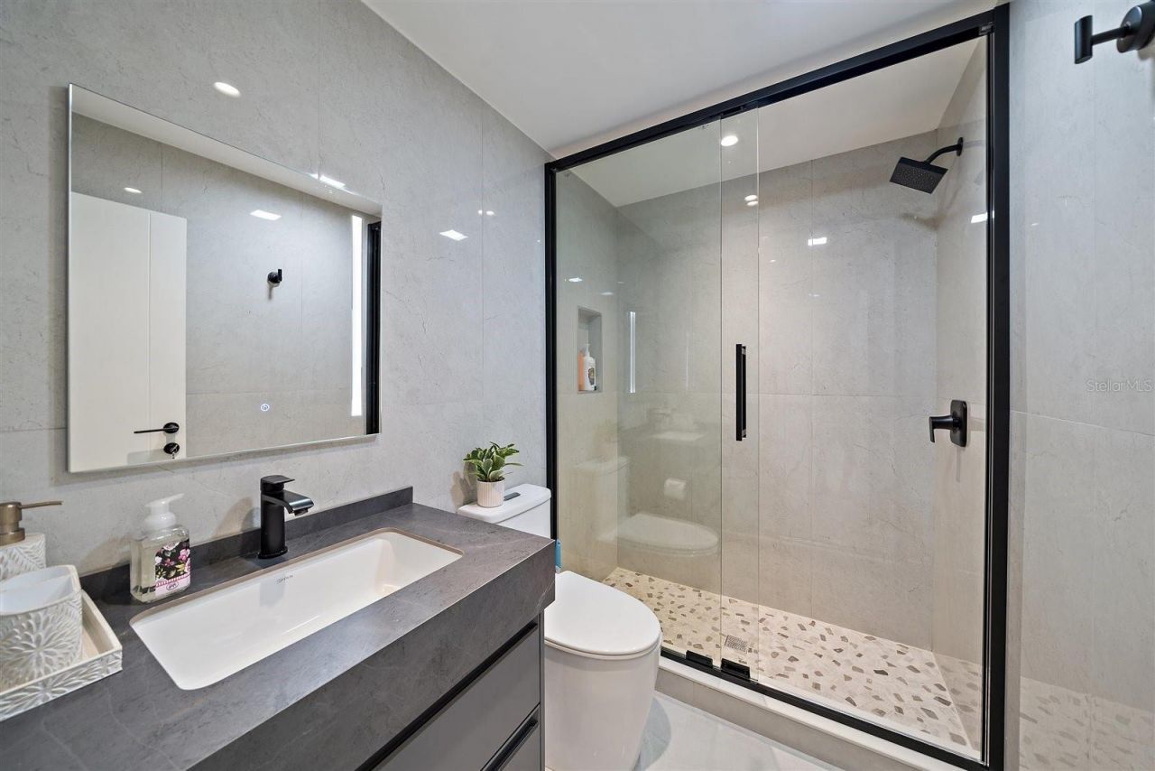 6178 9th Avenue Circle Ne, Bradenton, FL 34212 Photo