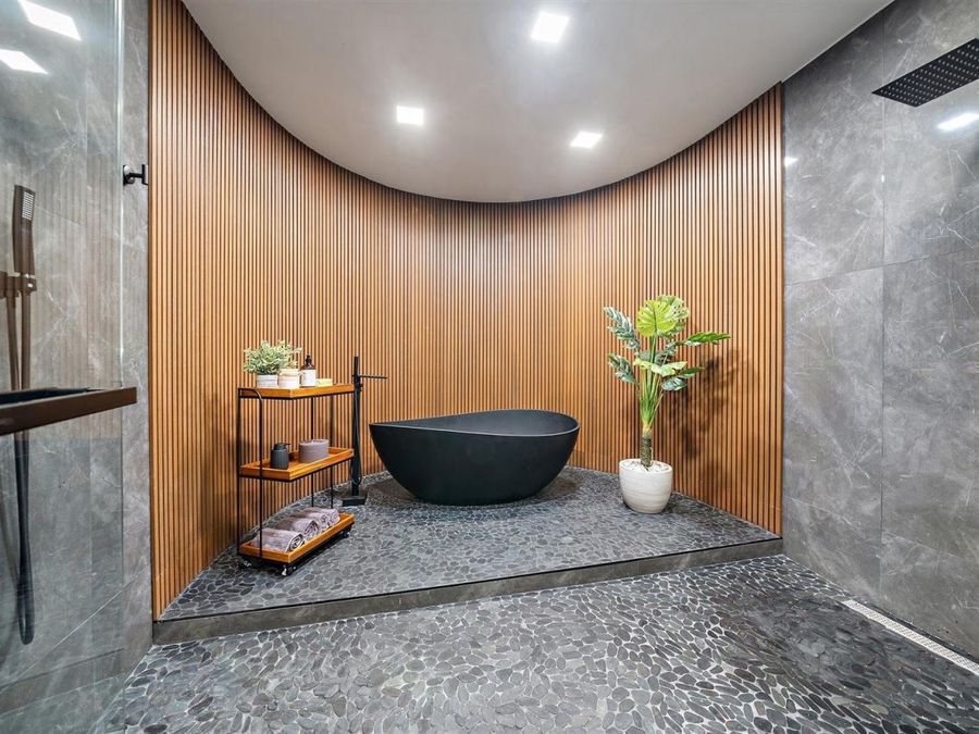 Property Image 74