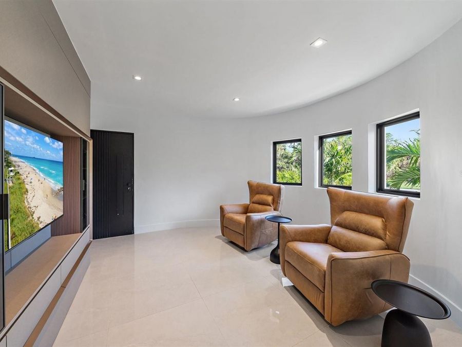 Property Image 77