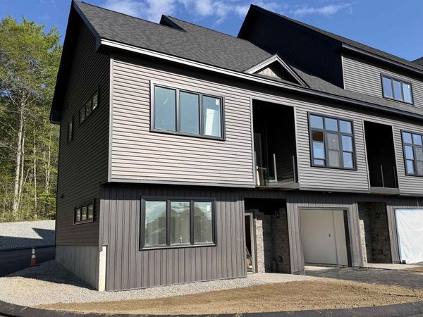 50 STONEWALL CORNERS Way, Unit 50, Laconia, NH 03246