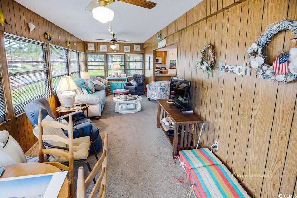 298 Flamingo Ct. Photo 8