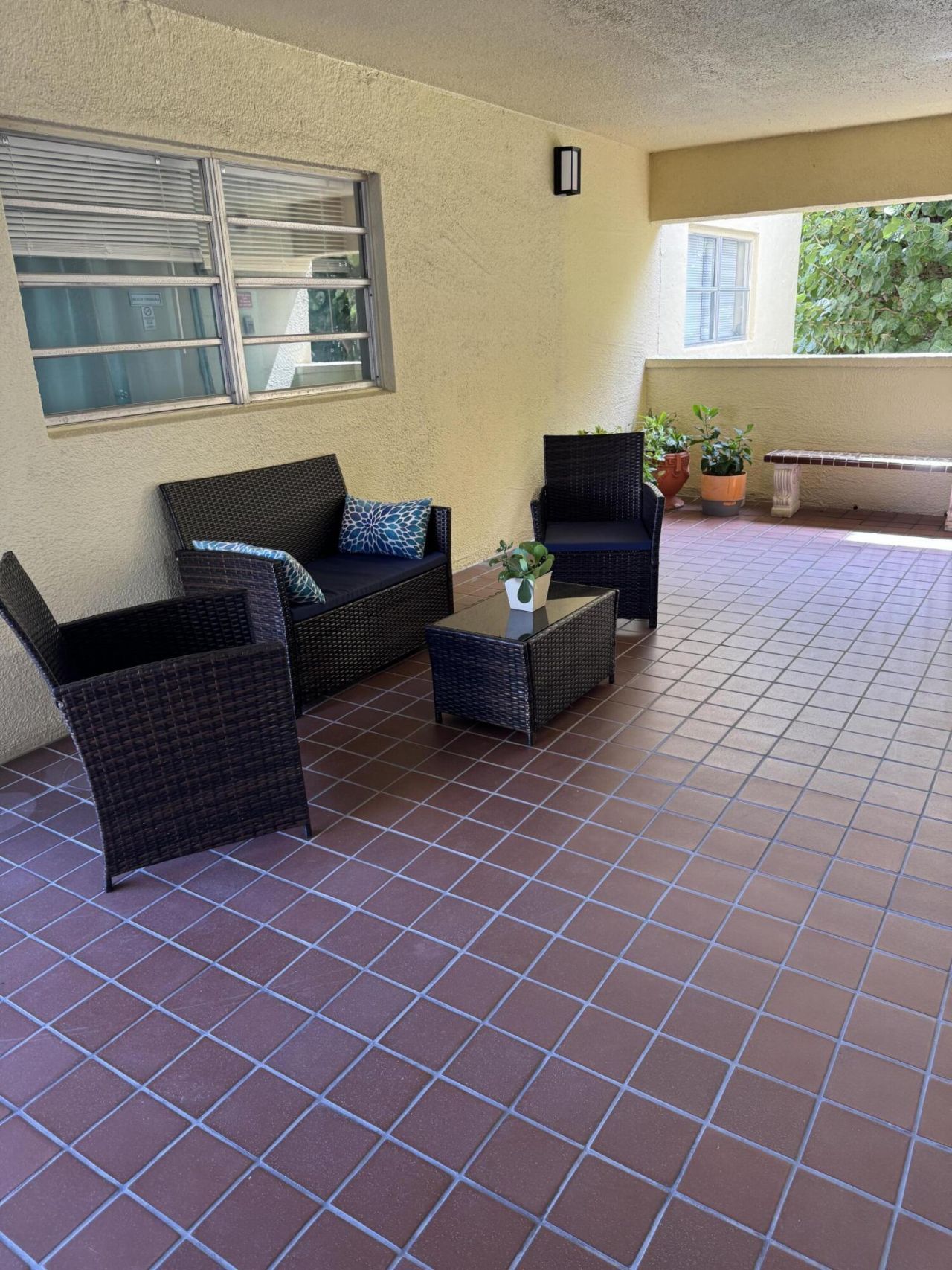 2515 NE 1st Court, Unit 215, Boynton Beach, FL 33435 Photo