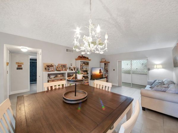 2812 S Garden Drive, Unit 109, Lake Worth, FL 33461