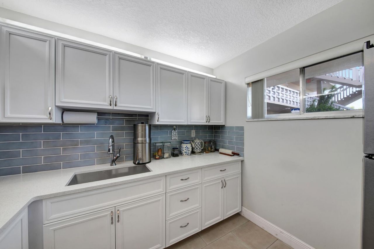 2812 S Garden Drive, Unit 109, Lake Worth, FL 33461 Photo