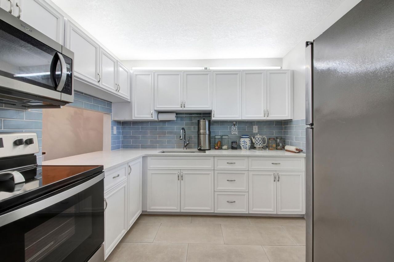 2812 S Garden Drive, Unit 109, Lake Worth, FL 33461 Photo