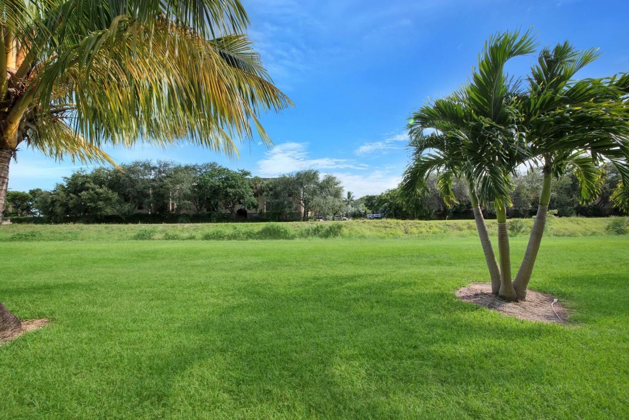 2812 S Garden Drive, Unit 109, Lake Worth, FL 33461 Photo