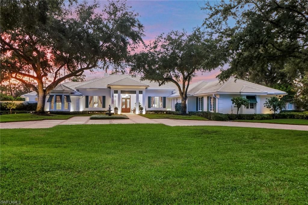 13101 Pond Apple Dr E, Naples, FL 34119 Photo