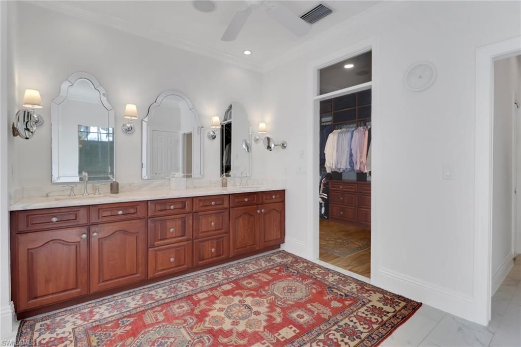 13101 Pond Apple Dr E, Naples, FL 34119 Photo