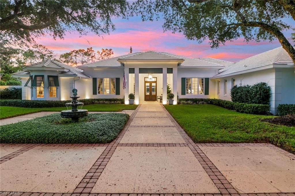 13101 Pond Apple Dr E, Naples, FL 34119 Photo