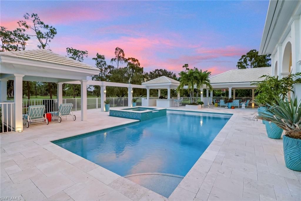 13101 Pond Apple Dr E, Naples, FL 34119 Photo