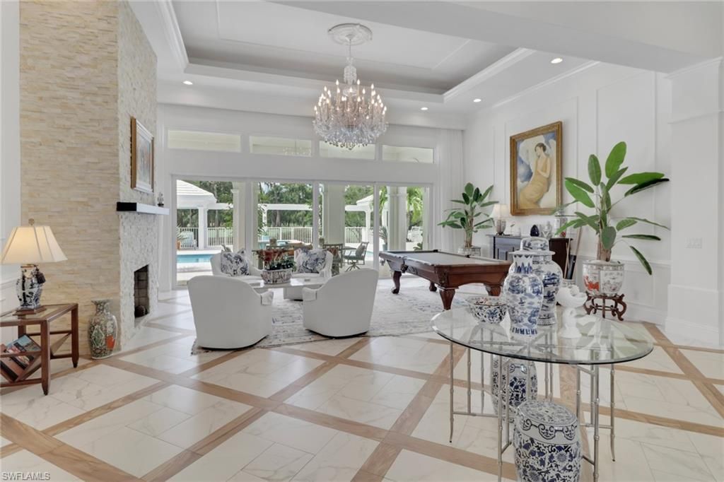 13101 Pond Apple Dr E, Naples, FL 34119 Photo