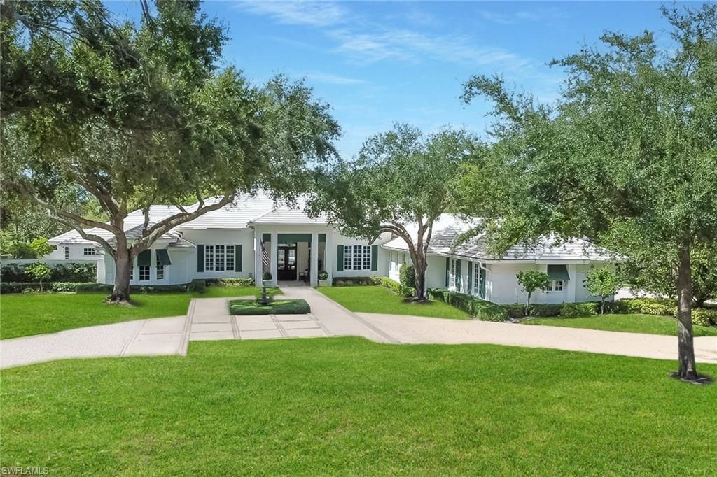 13101 Pond Apple Dr E, Naples, FL 34119 Photo