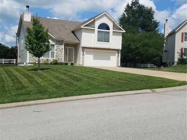 10526 Rowland Street, Kansas City, KS 66109