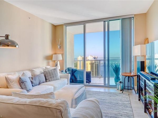 3000 Oasis Grand BLVD, Unit 3006, FORT MYERS, FL 33916