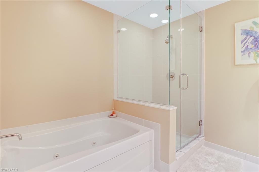 3000 Oasis Grand Blvd, Unit 3006, Fort Myers, FL 33916 Photo