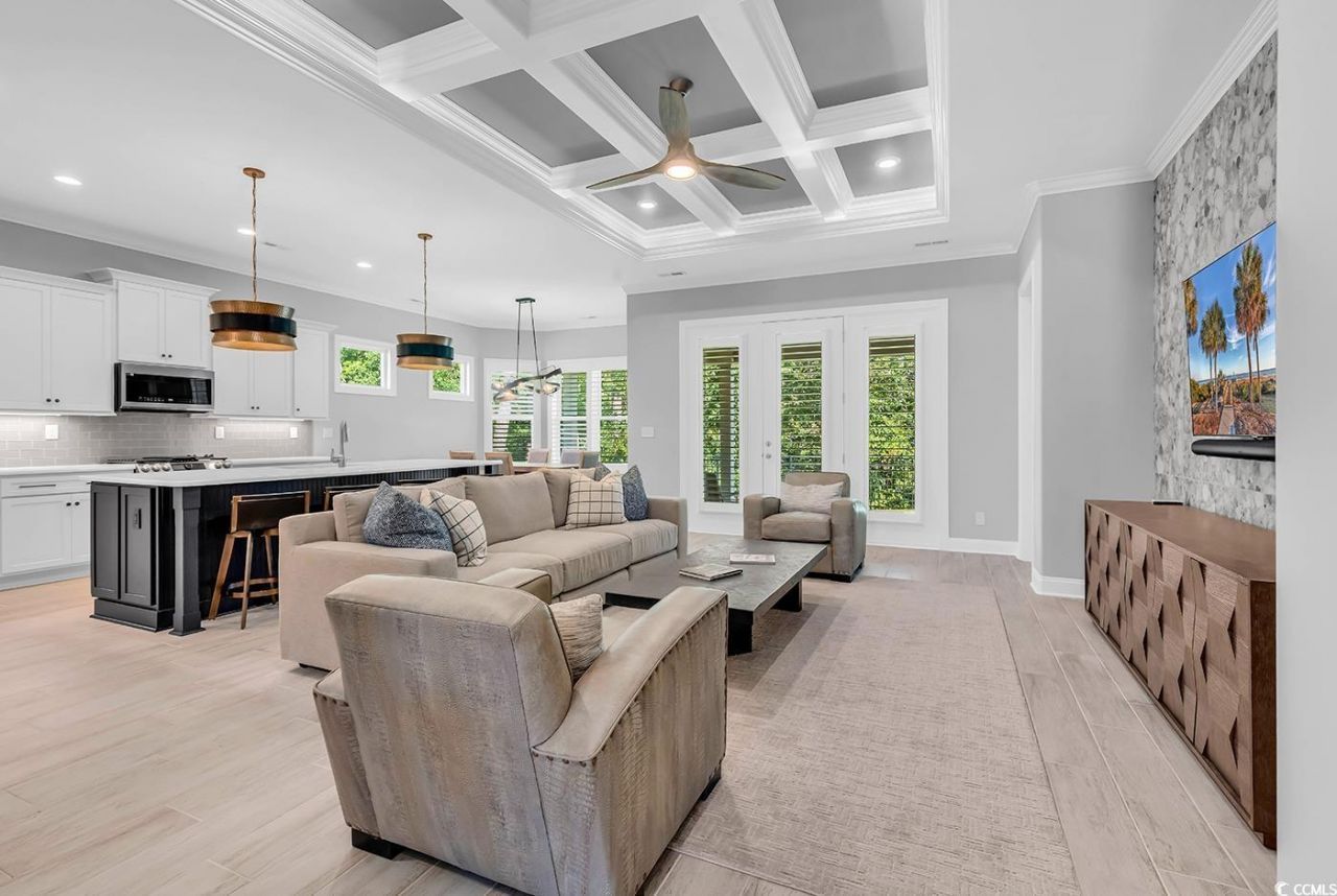 8346 Cape Dutch Loop Photo 4