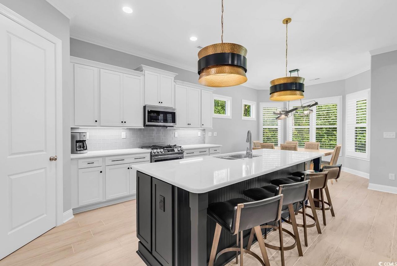 8346 Cape Dutch Loop Photo 5