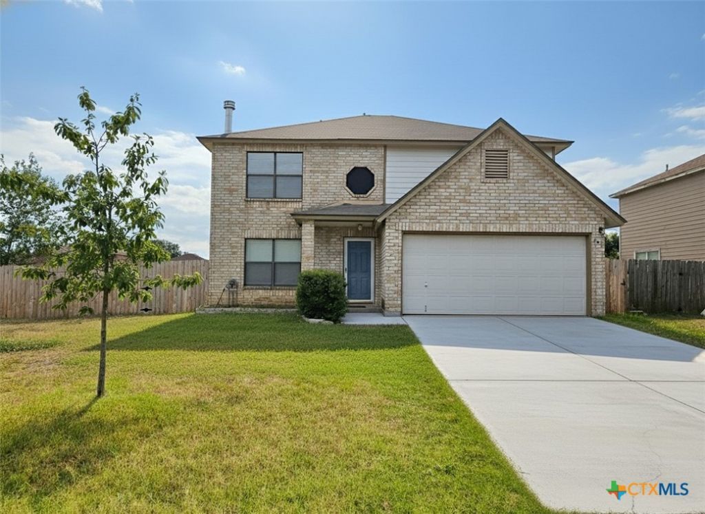 307 Stone Point, New Braunfels, TX 78130 Main Photo