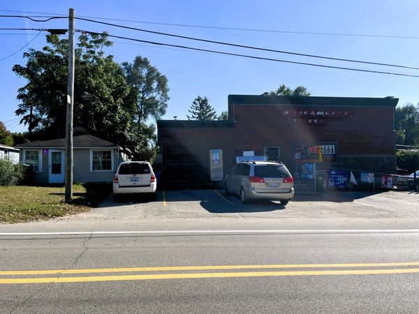 1215 W Oakley Park Road, Commerce Twp, MI 48390