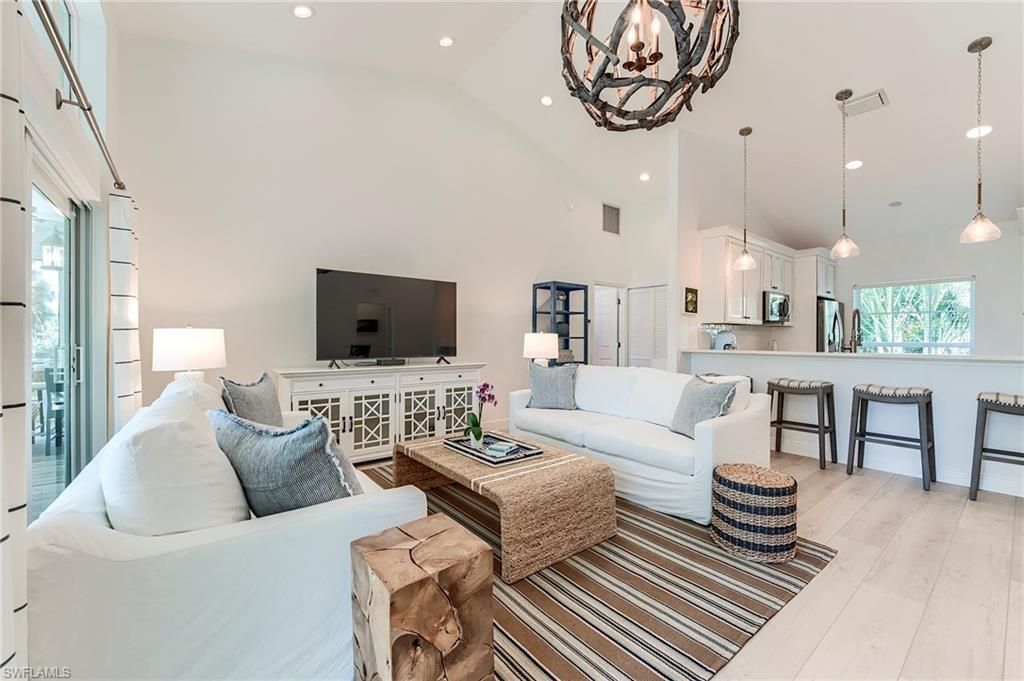 2612 Coconut Dr, Sanibel, FL 33957 Photo