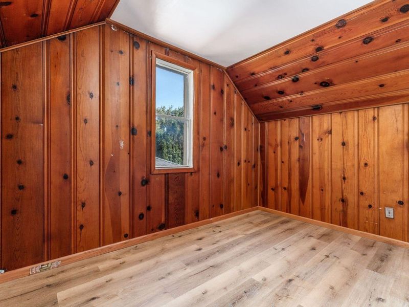 3056 Medina Avenue , Columbus, OH 43224 Photo 17