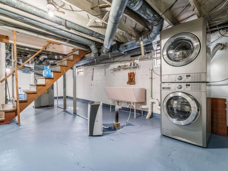 3056 Medina Avenue , Columbus, OH 43224 Photo 22