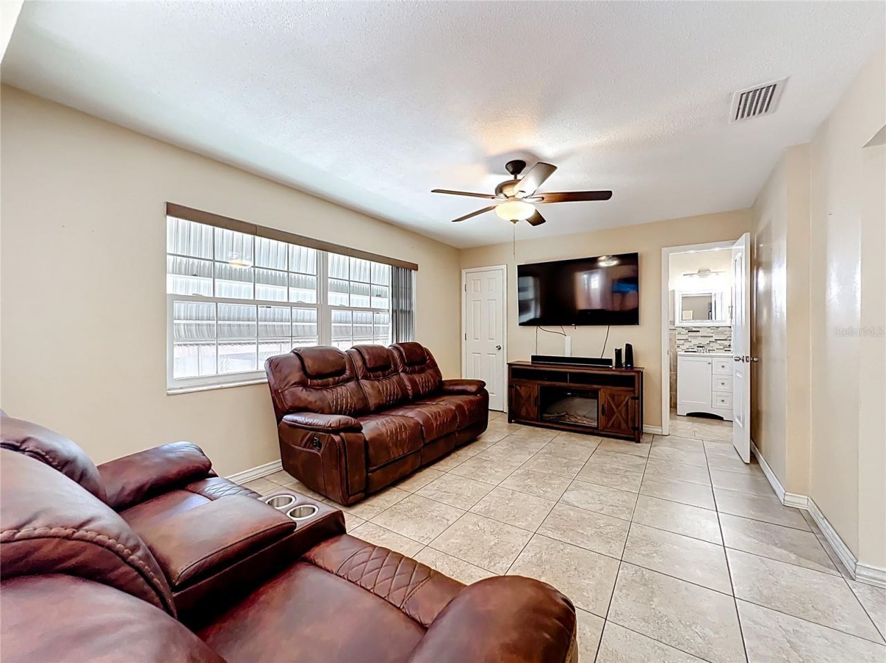 11210 102nd Terrace, Seminole, FL 33778 Photo