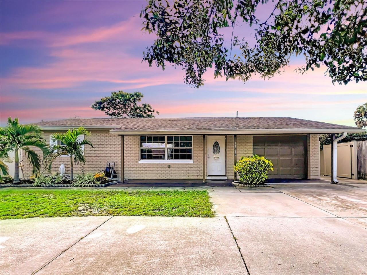 11210 102nd Terrace, Seminole, FL 33778 Photo