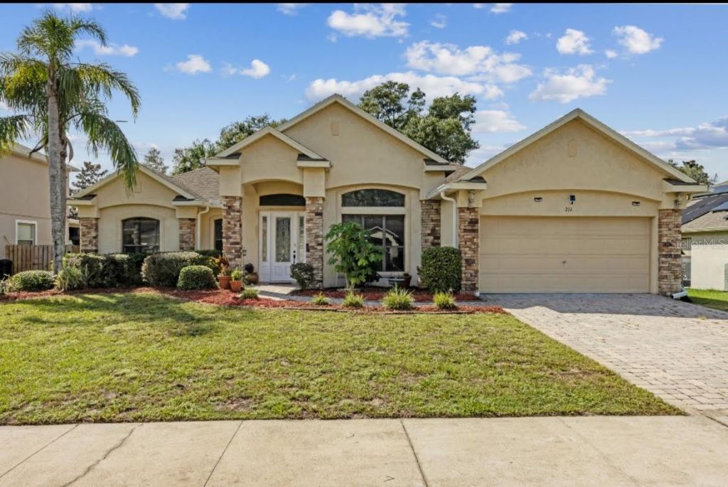 216 Blue Crystal Drive, Deland, FL 32720 Main Photo