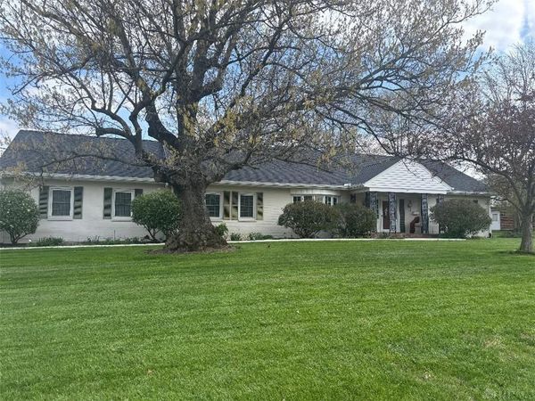 379 Virginia Circle, Wilmington, OH 45177