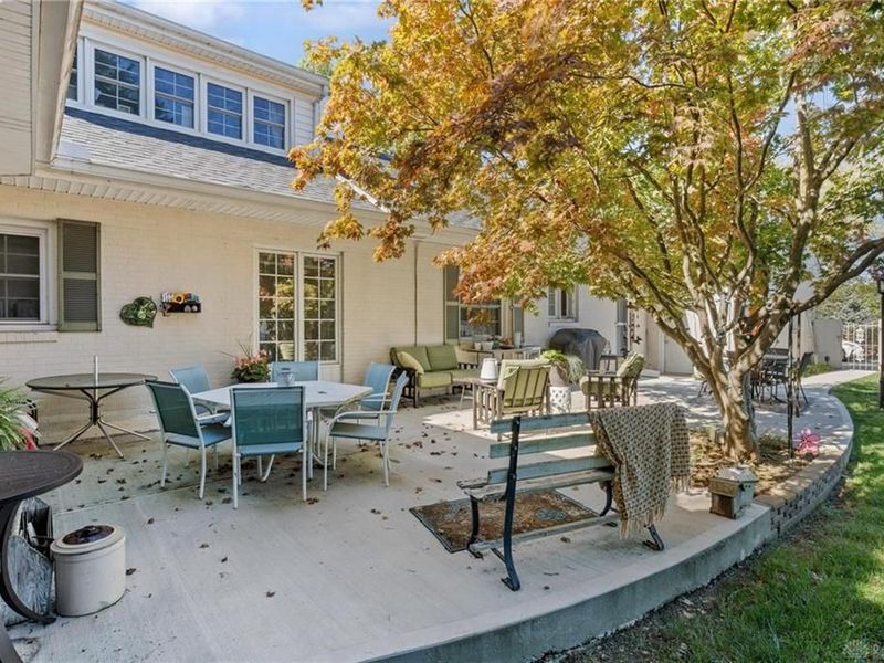 379 Virginia Circle, Wilmington, OH 45177 Photo 5