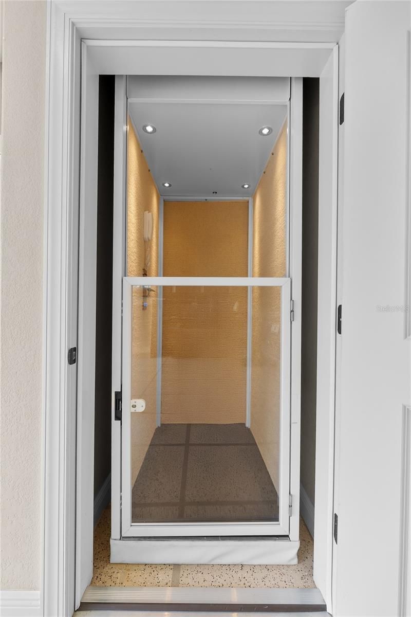 398 Nolane Lane, Polk City, FL 33868 Photo