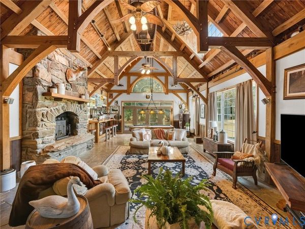 1024 Back Mountain Road, Dillwyn, VA 23936