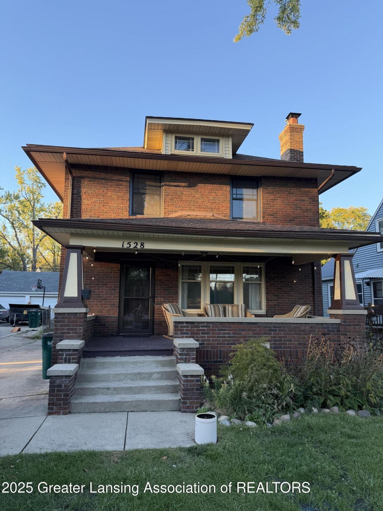 1528 W Shiawassee Street, Lansing, MI 48915 Main Photo