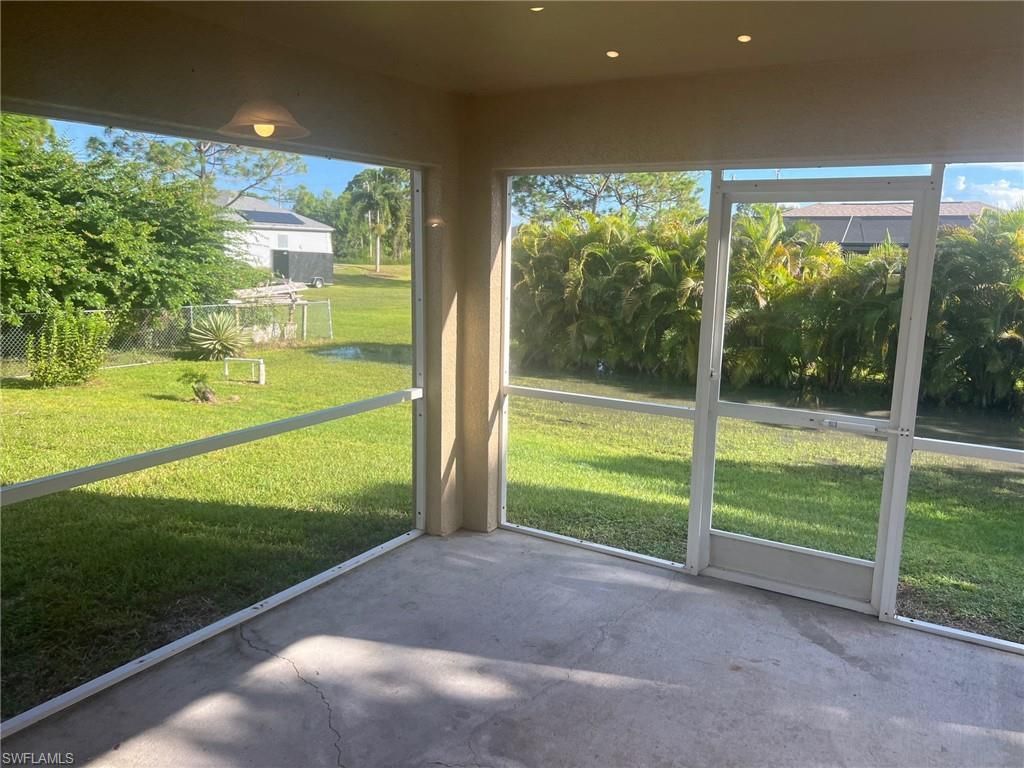 4015 6th St Sw, Lehigh Acres, FL 33976 Photo