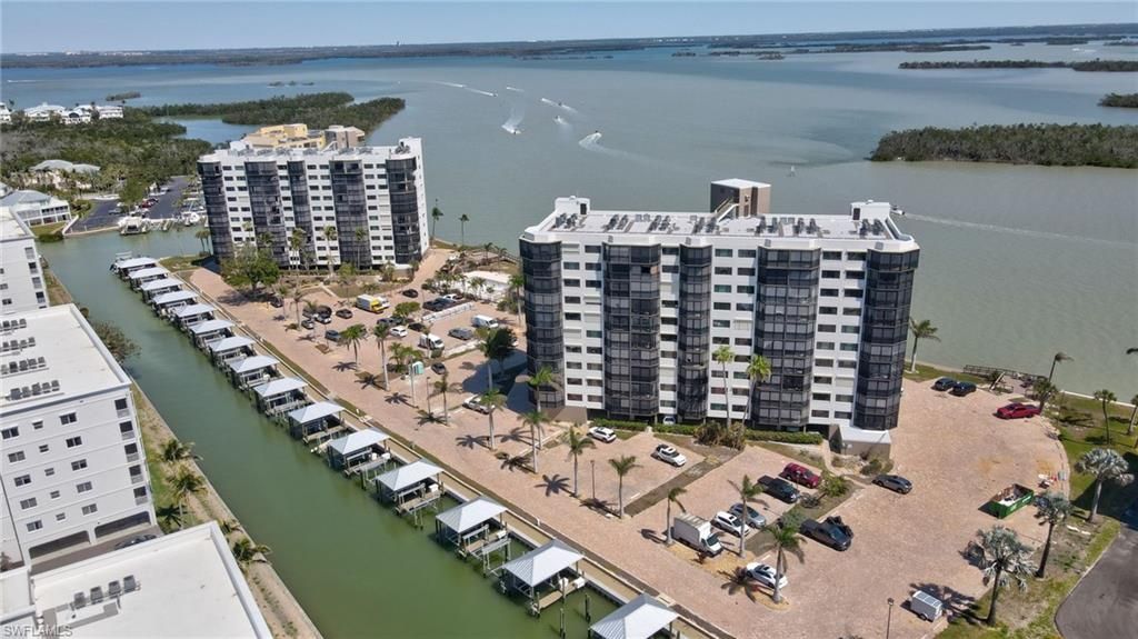 4263 Bay Beach Ln, Unit 714, Fort Myers Beach, FL 33931 Photo