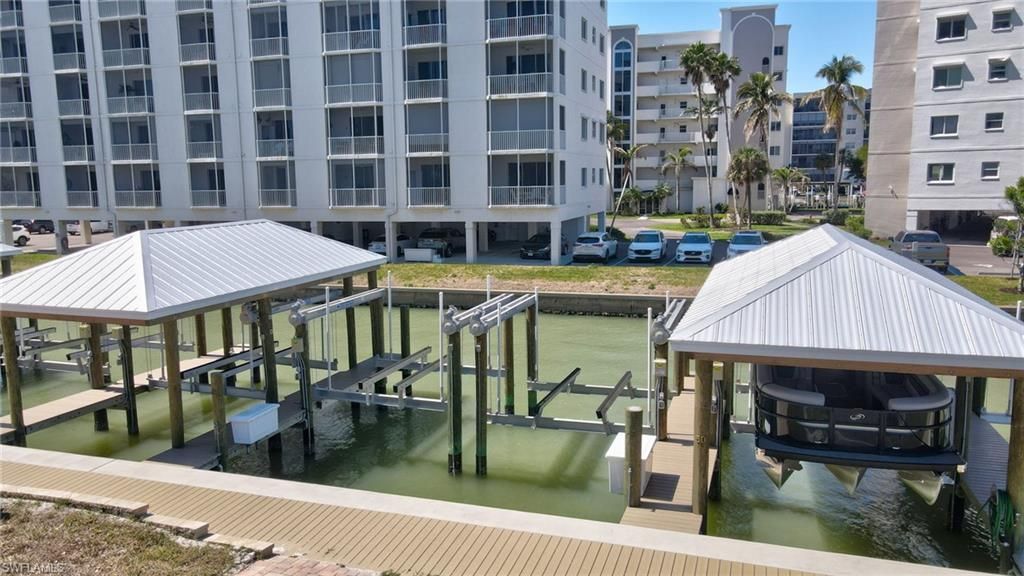 4263 Bay Beach Ln, Unit 714, Fort Myers Beach, FL 33931 Photo