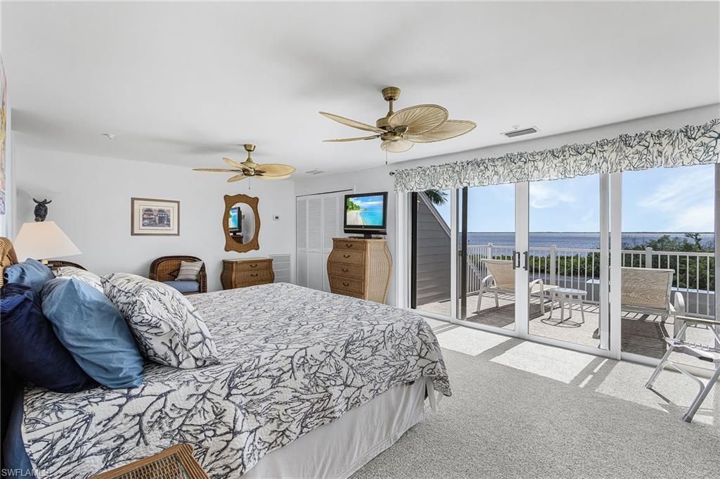 3681 San Carlos Dr, Saint James City, FL 33956 Photo