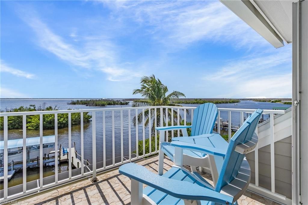 3681 San Carlos Dr, Saint James City, FL 33956 Photo