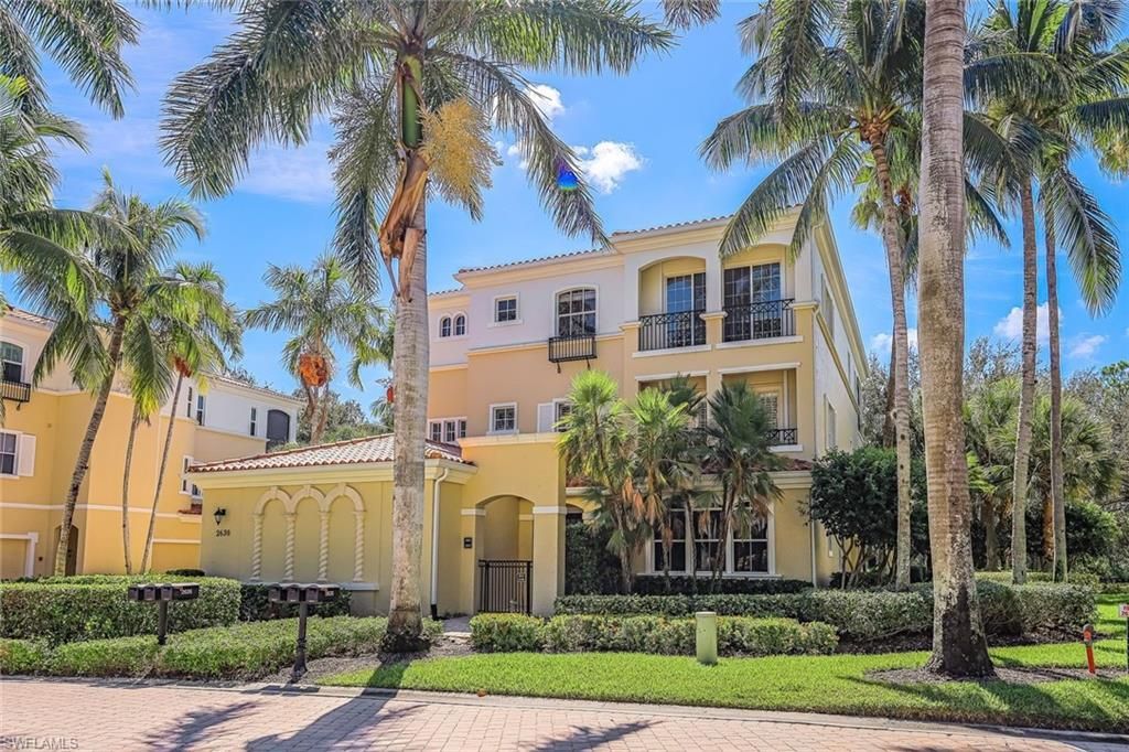 2630 Bolero Dr, Unit 2-2, Naples, FL 34109 Photo
