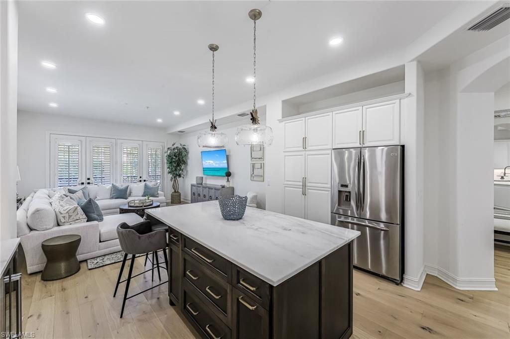 2630 Bolero Dr, Unit 2-2, Naples, FL 34109 Photo
