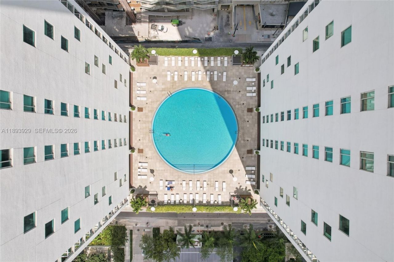 55 SE 6th St, Unit 1608, Miami, FL 33131 Photo