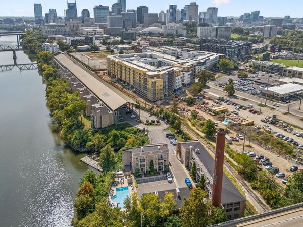 1072 1st Ave N, Nashville, TN 37201